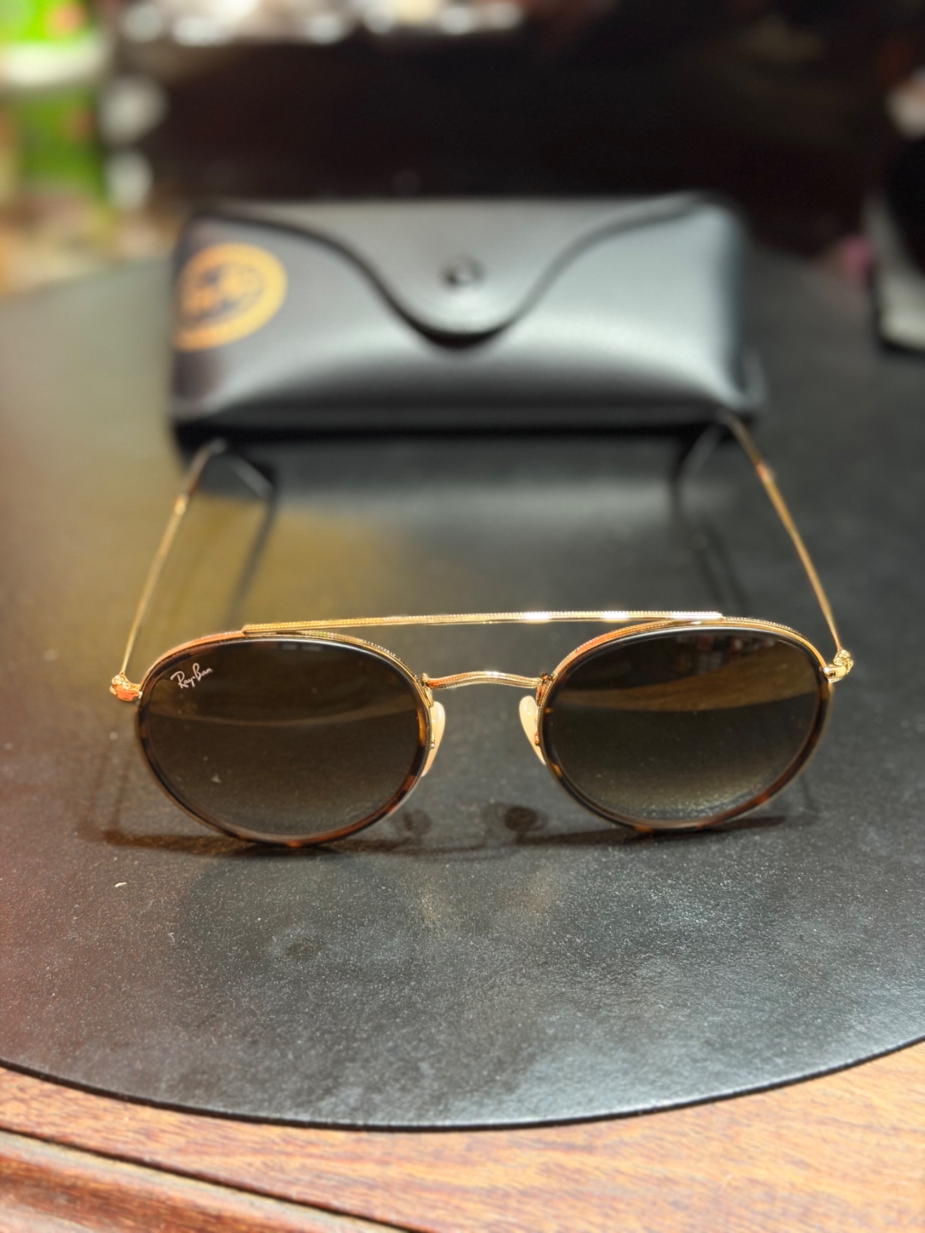 Gafas de Sol Redondas Doble Puente — Dorado con Carey y Degradado - 1