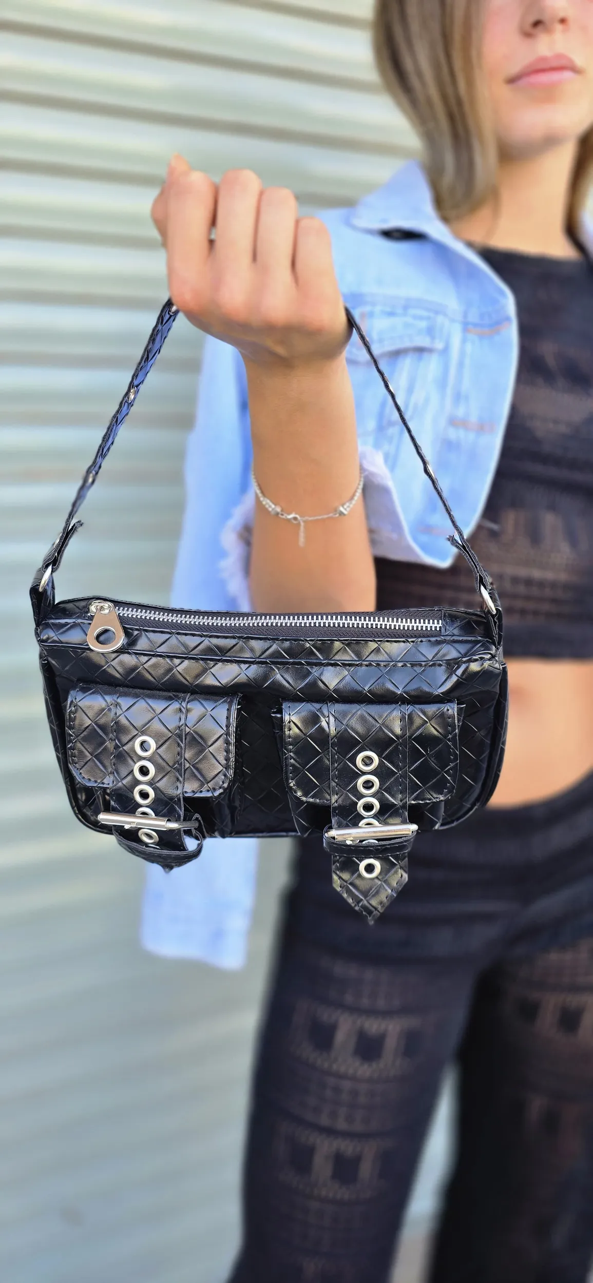 Cartera charolada - 1